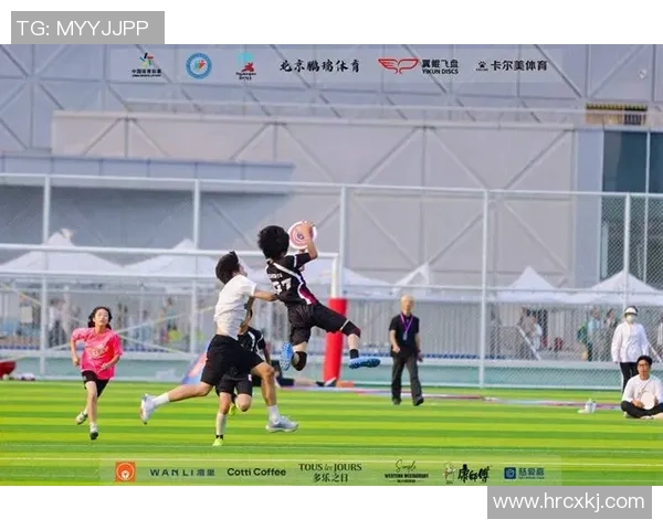 南京飞盘队与武汉飞盘队赛后分析灵活性表现及战术调整探讨