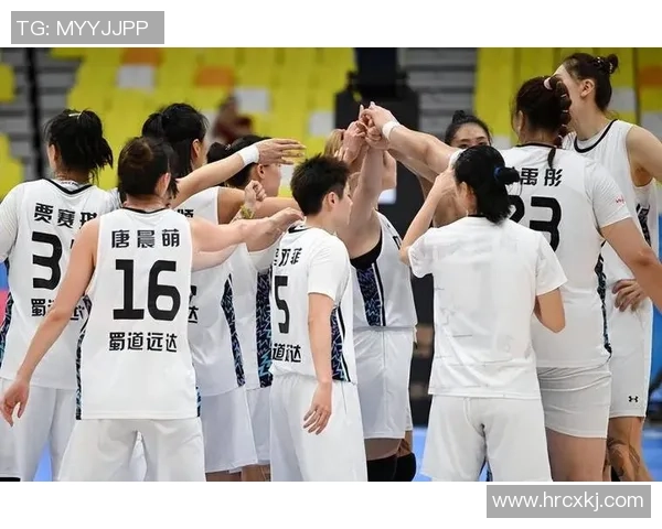 内蒙古女篮对阵浙江女篮的精彩对决引发球迷热议与期待 内蒙古女篮对阵浙江女篮的精彩对决引发球迷热议与期待